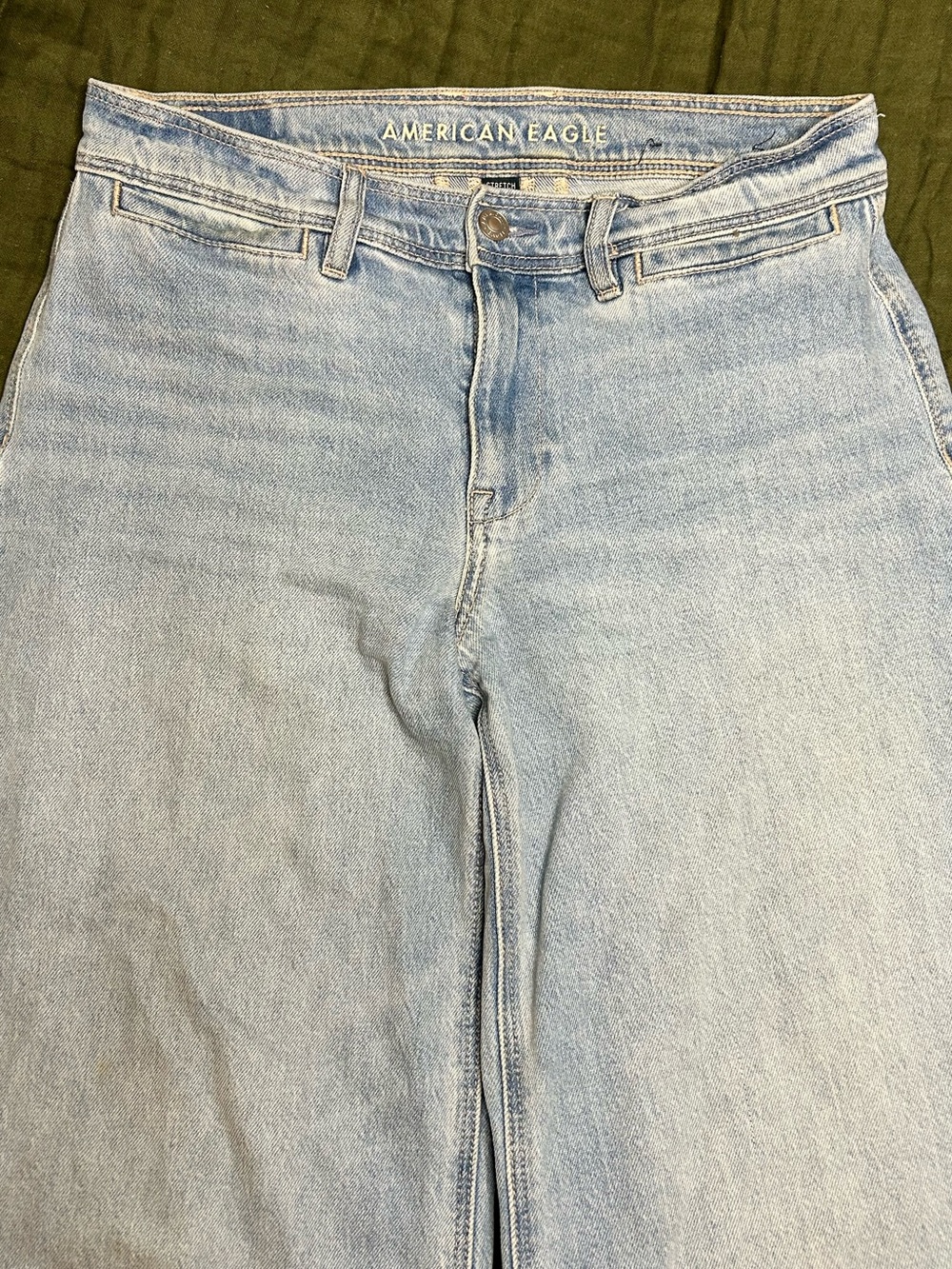 American Eagle Outfitters Light Wash Wide Leg Jeans